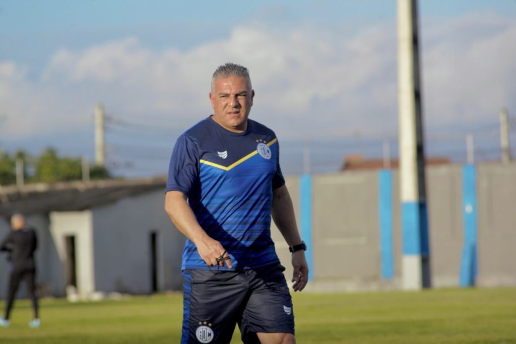 Entrevista com Luizinho Vieira: Analisando a vitória do Confiança sobre o Floresta na Série C
