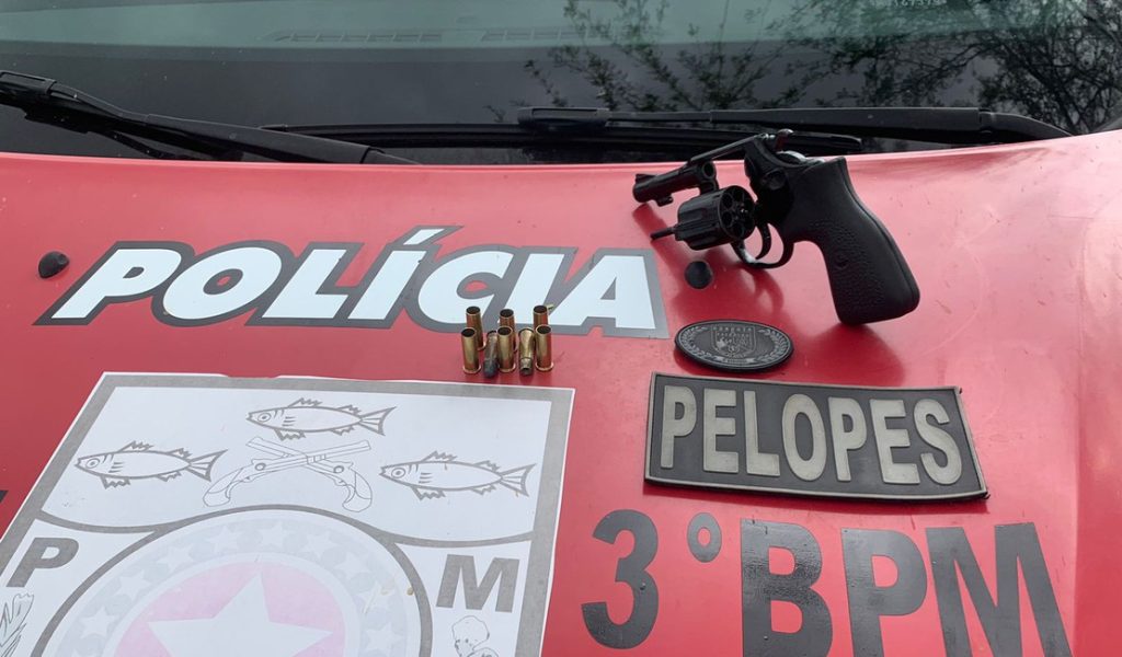 Homem que ameaçou matar a esposa e filha de 2 anos em Arapiraca é preso