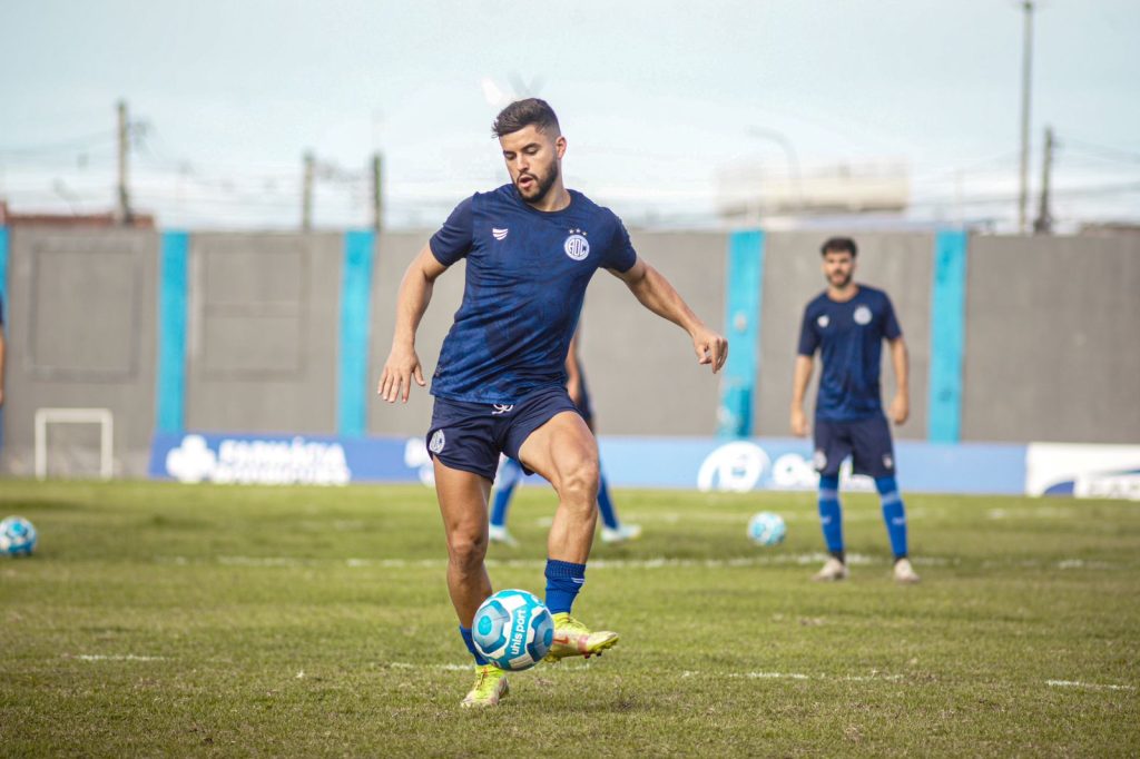 Após vitória, Confiança já treina pensando no próximo jogo
