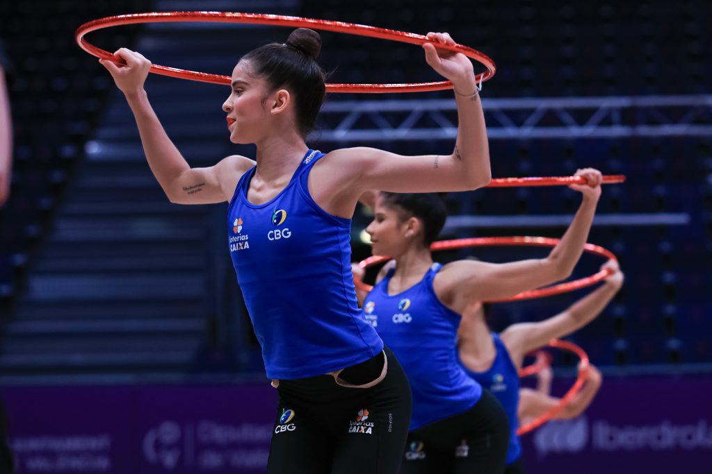De olho na vaga olímpica: Equipe brasileira de ginástica rítmica busca superação após lesão de atleta