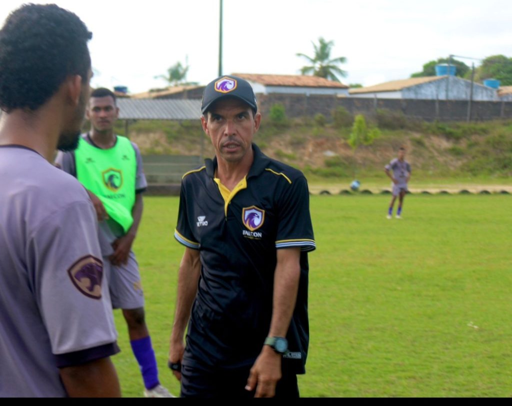 Próximo de estreia na Copa Carpina, Falcon tem novo treinador para a equipe sub-17