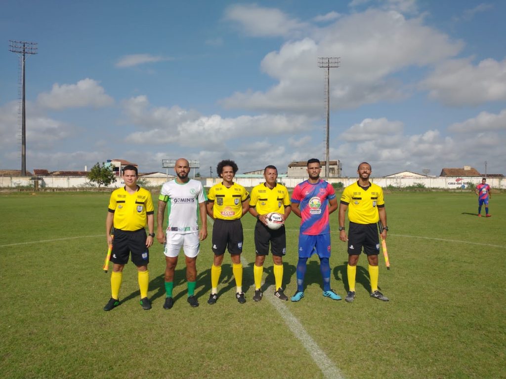 Santa Cruz e Propriá em jogo de sete gols, Canindé domina Coritiba, e confronto entre Força Jovem e Amadense adiado por falta de ambulância