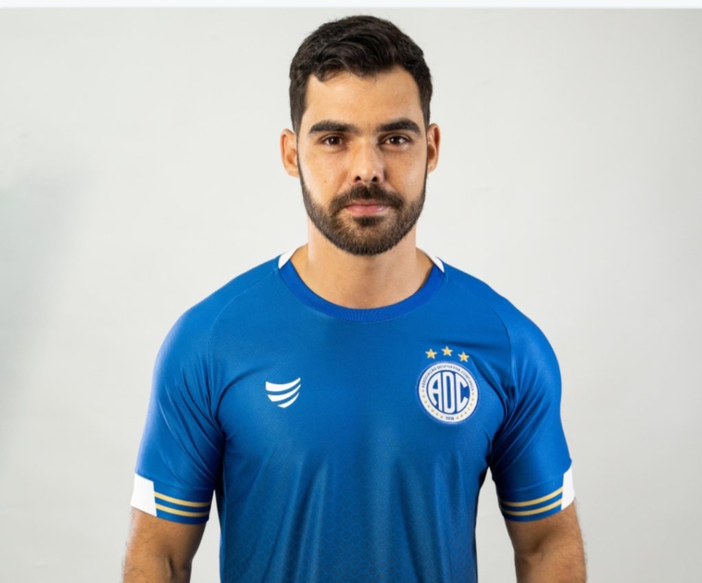 Confiança lança novos uniformes para 2024