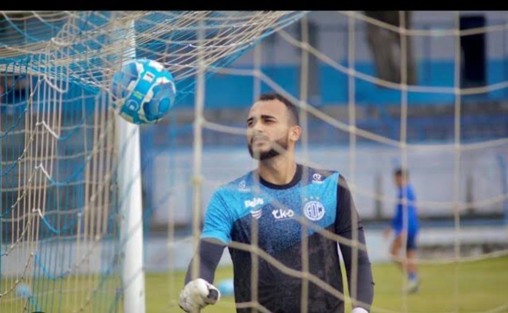 Possível retorno de Jeferson Souza ao Confiança reforça o setor goleiro para a temporada atual