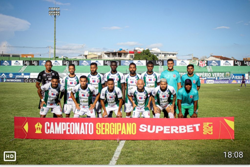 Lagarto reage nos instantes finais e alcança empate contra o Falcon no estádio Paulo Barreto