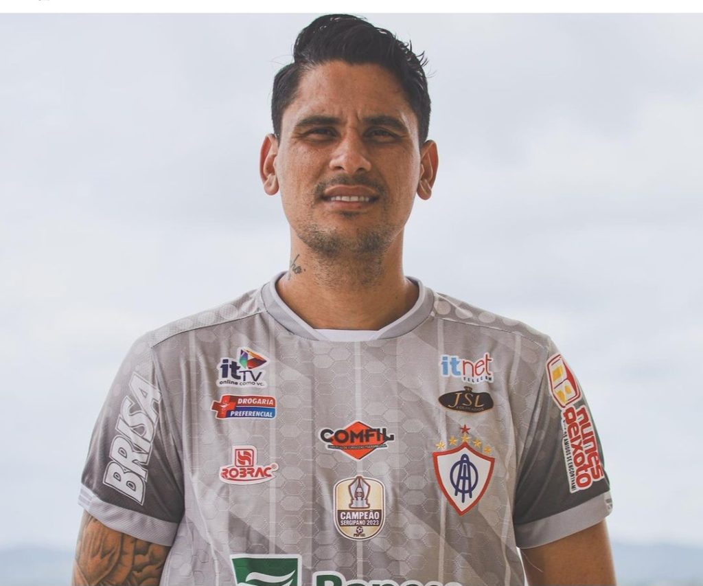Itabaiana reforça elenco com a contratação do goleiro Jefferson para temporada 2024