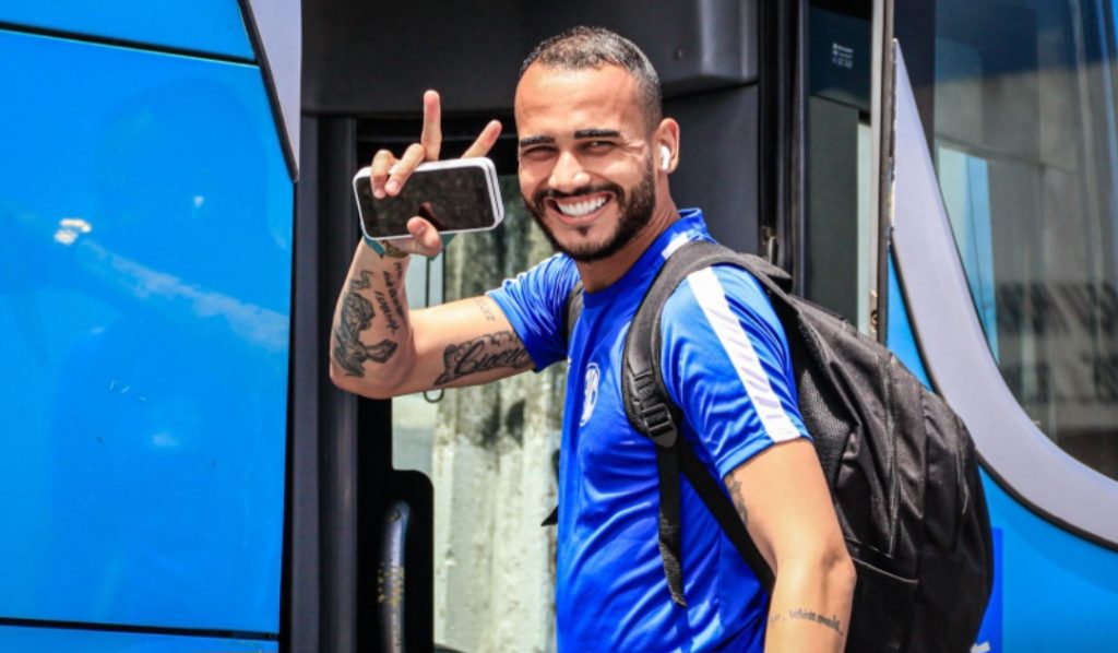 Confiança embarca para enfrentar o Murici