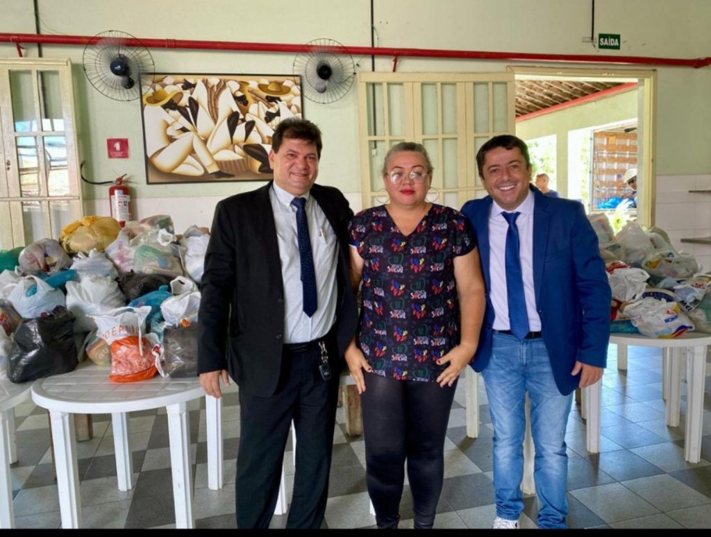 FSF entrega alimentos para instituições beneficentes