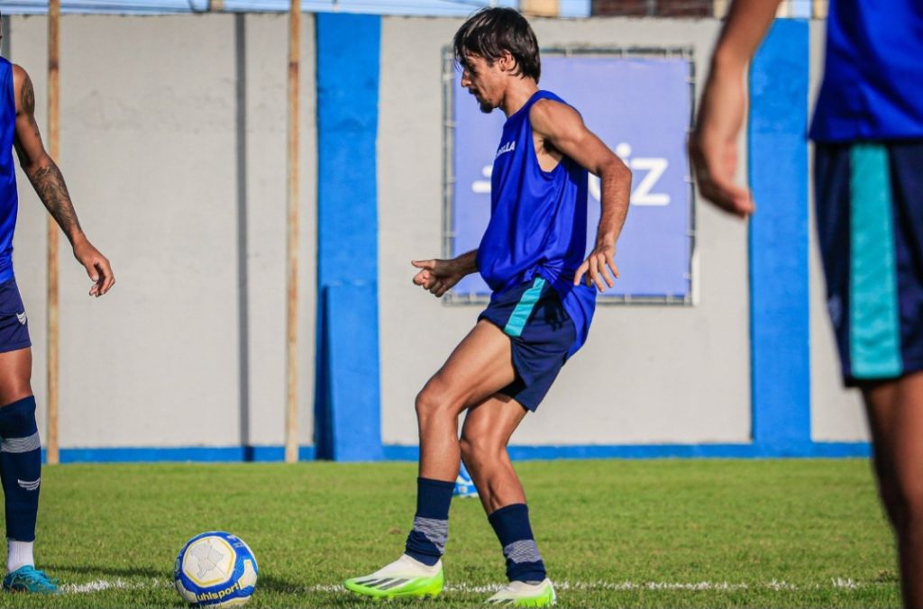 Confiança deixa Aracaju rumo a Porto Alegre para duelo na Série C