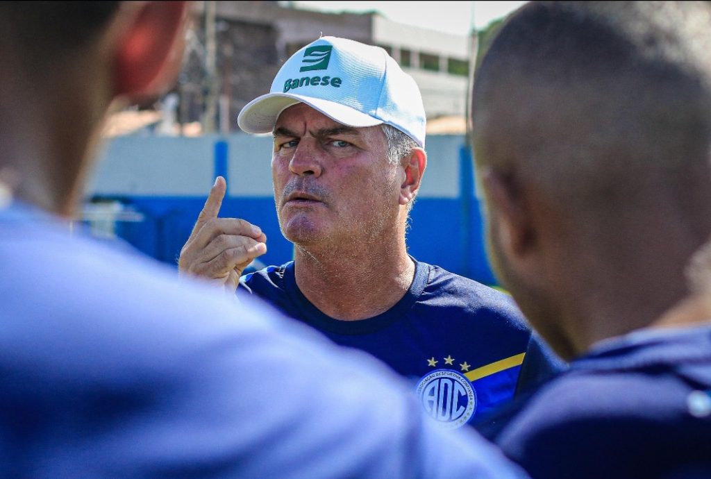 Mazola Junior pede apoio da torcida para vencer Ferroviário em jogo de seis pontos
