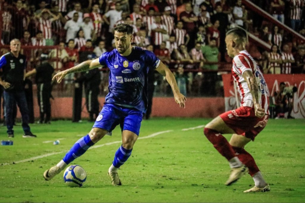 Náutico vence Confiança de virada nos Aflitos pela Série C do Brasileirão