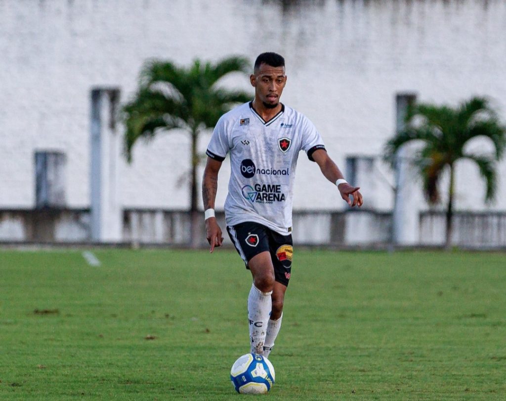 Melhor mandante da Série C, Botafogo fará três jogos seguidos no Almeidão