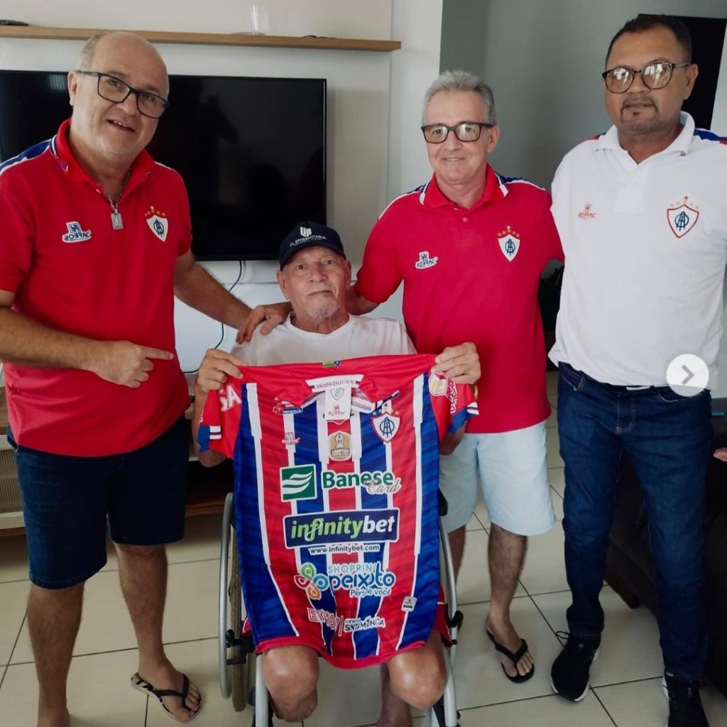 Encontro emocionante em Arapiraca: Dirigentes e ex-técnicos visitam Freitas Nascimento