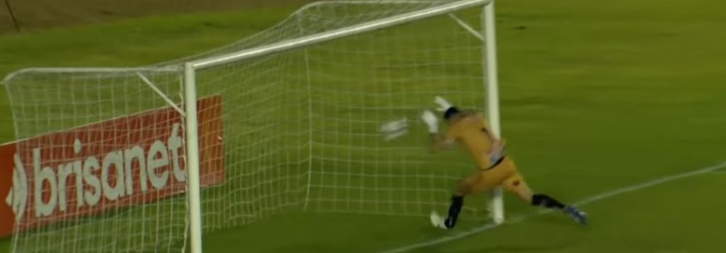 André Lima receberá homenagem especial e concorrerá ao Troféu Puskás após gol memorável