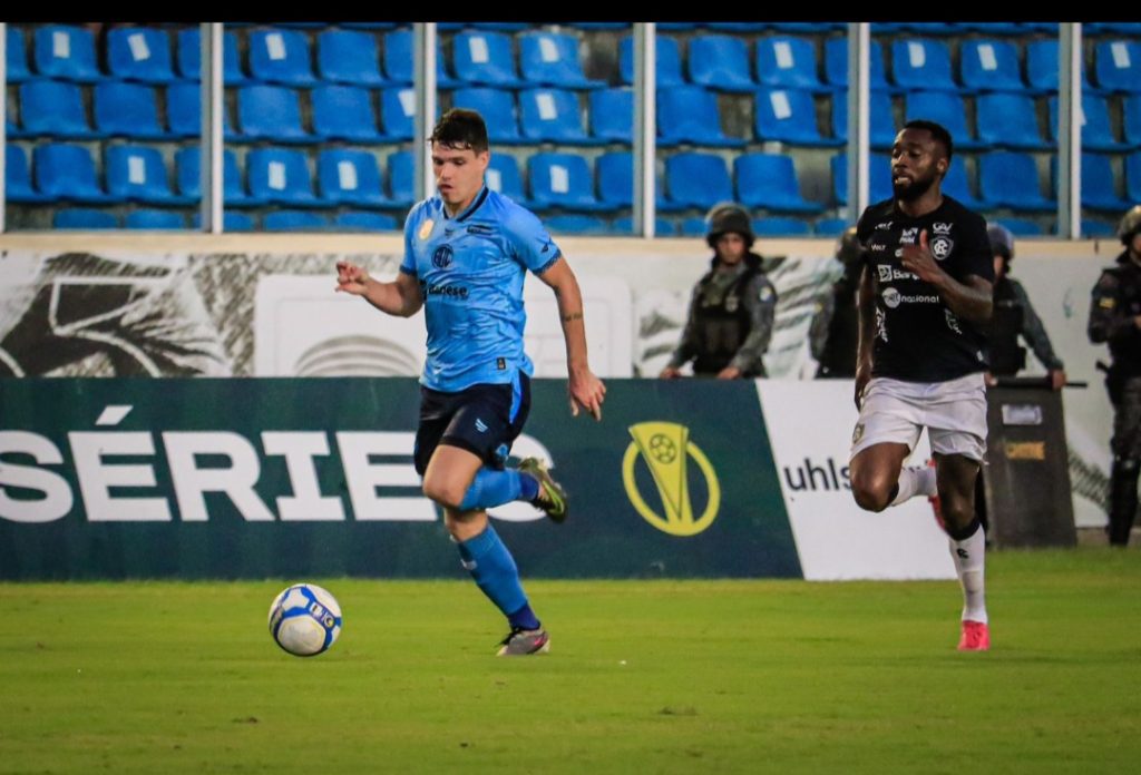 Confiança luta contra o rebaixamento: Apenas 5,1% de chance de queda na Série C