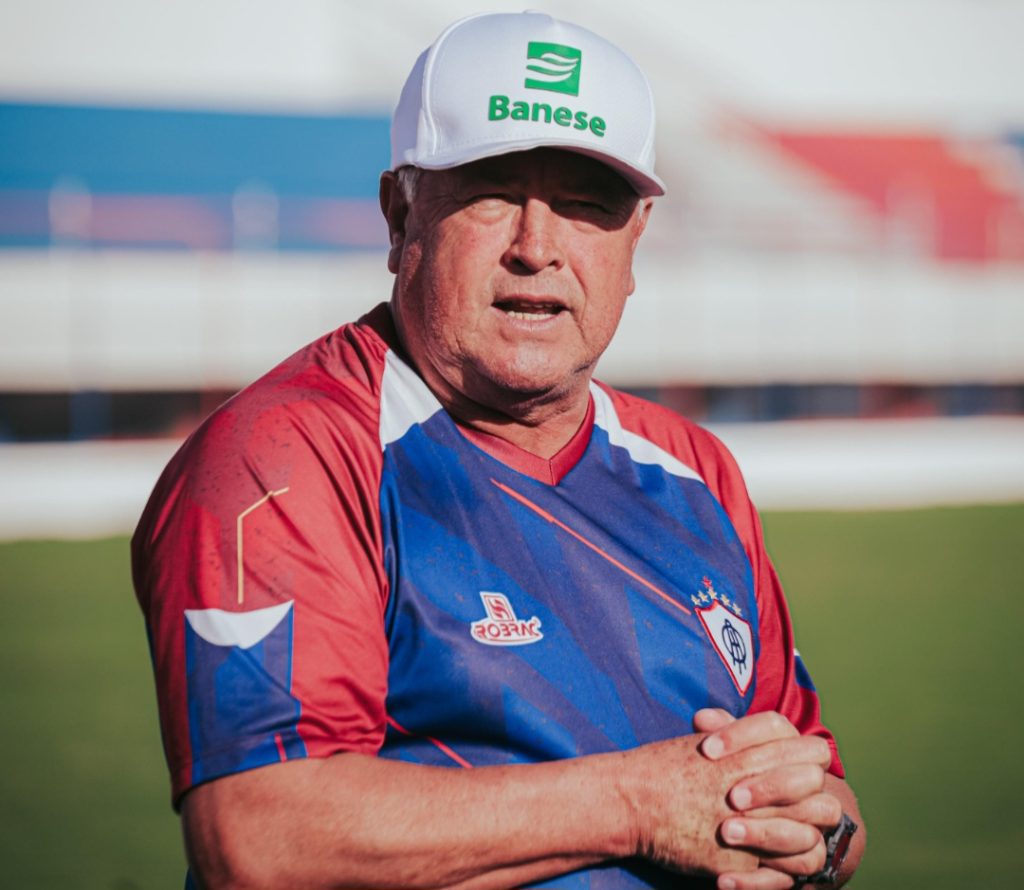 Itabaiana faz último treino e parte para decisão contra o Treze em Campina Grande