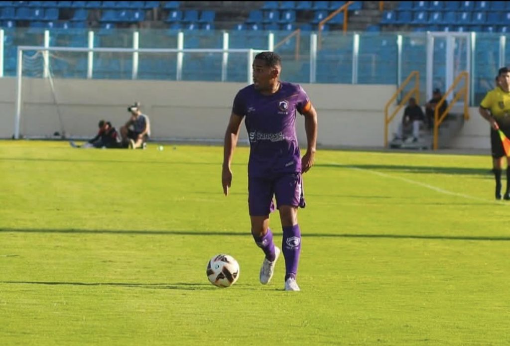 LATERAL-ESQUERDO IZALDO SE DESPEDE DO FALCON E DEIXA LEGADO NO FUTEBOL SERGIPANO