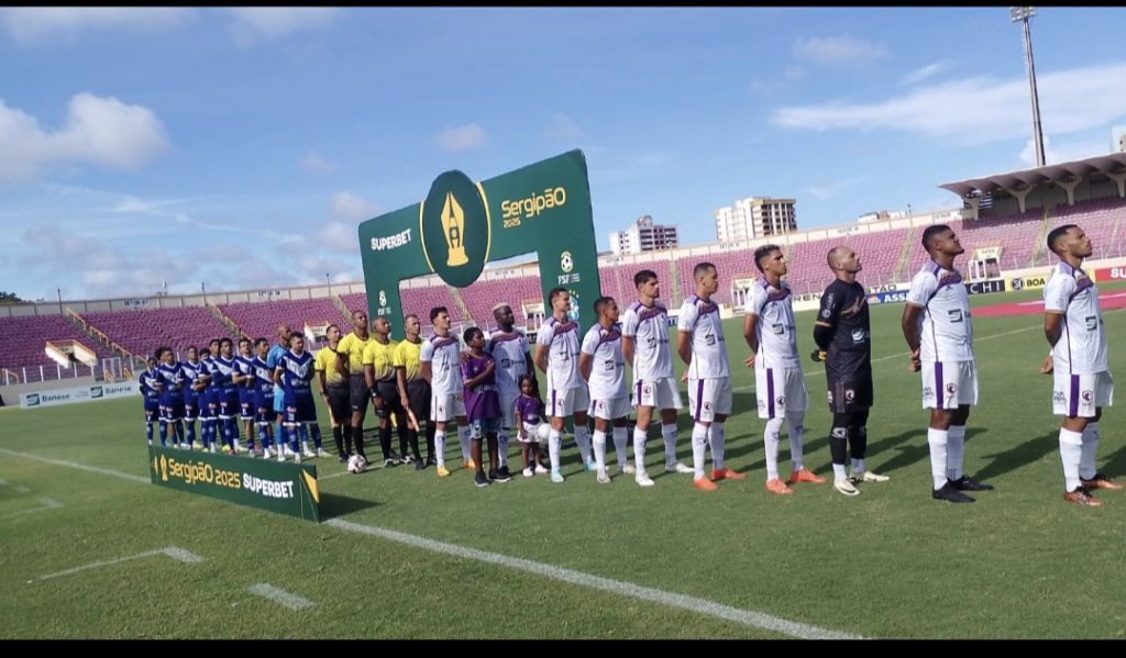 LUCAS LOPES BRILHA COM DOIS GOLS E GARANTE VITÓRIA DO FALCON NO BATISTÃO