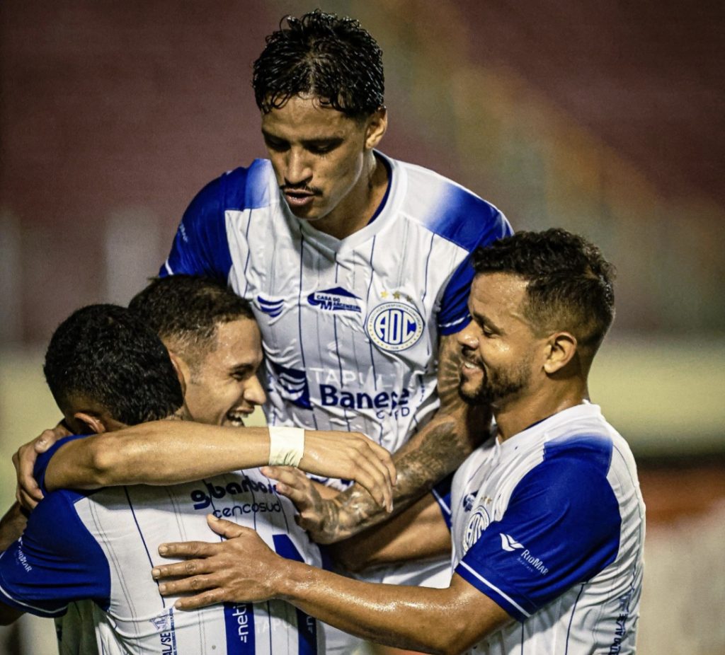 Confiança e Itabaiana estão na final do Sergipão SuperBet