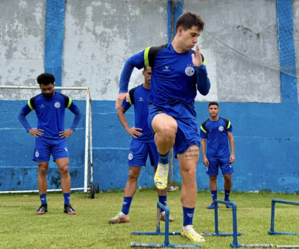 Confiança inicia preparação para enfrentar o CSA