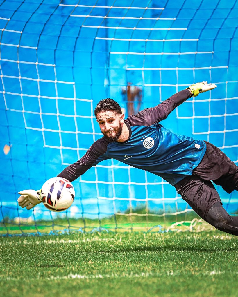 Confiança faz último treino antes do clássico contra o Itabaiana