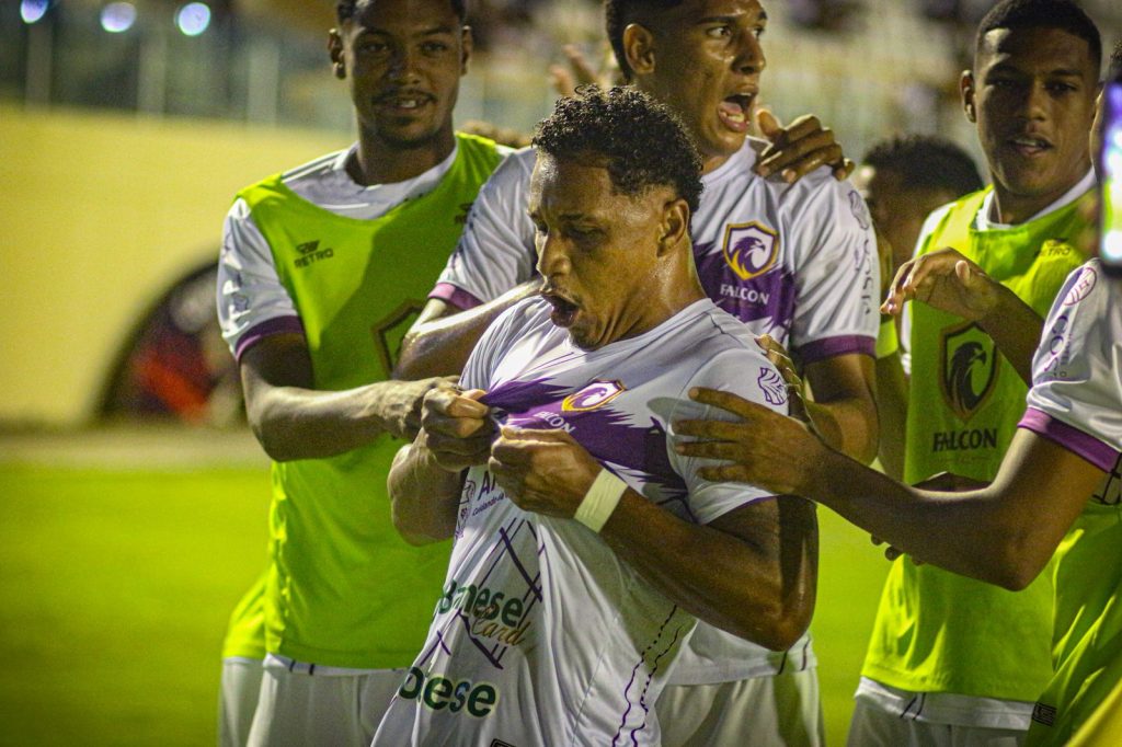 Falcon faz história, vence Confiança pela primeira vez e estreia com vitória na Copa Governo do Estado