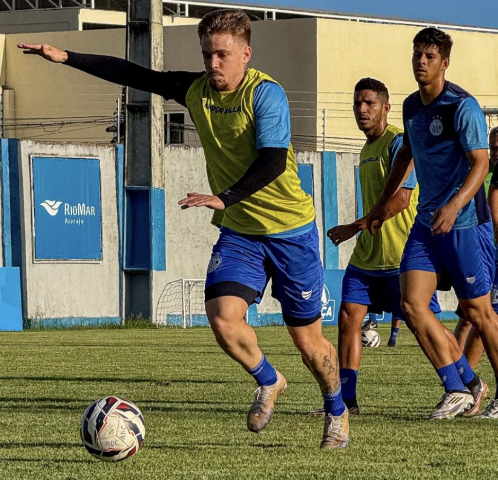Confiança inicia preparação enfrentar o Tombense