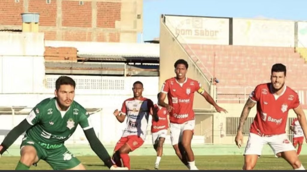 Juazeirense e Sergipe empatam sem gols e jogam com o regulamento na mão no Adauto Moraes