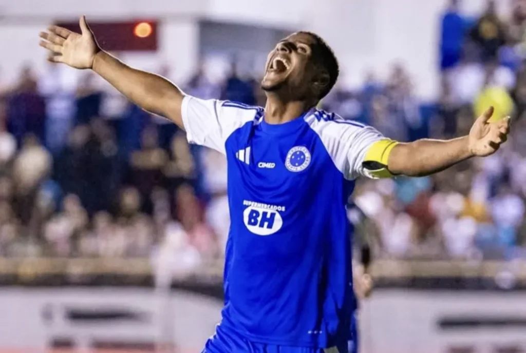 Cruzeiro repete feito de 2007 contra o São Paulo e é bicampeão
