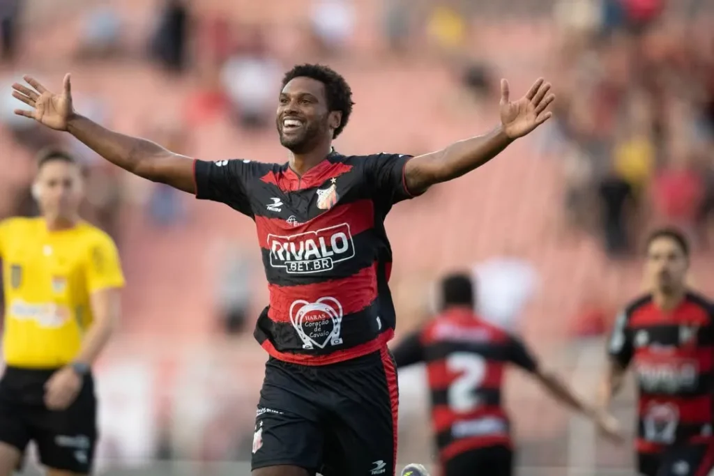 Linense 1 x 3 Ituano Linense 1 x 3 Ituano