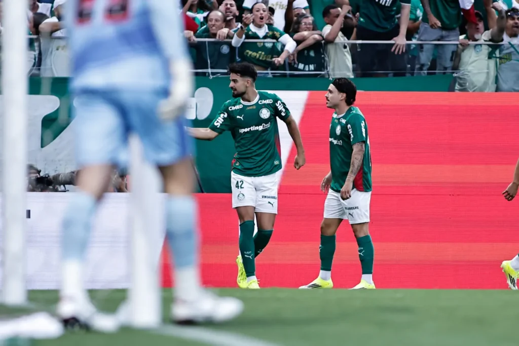 Palmeiras vence São Paulo e Ponte Preta segue no Z-2