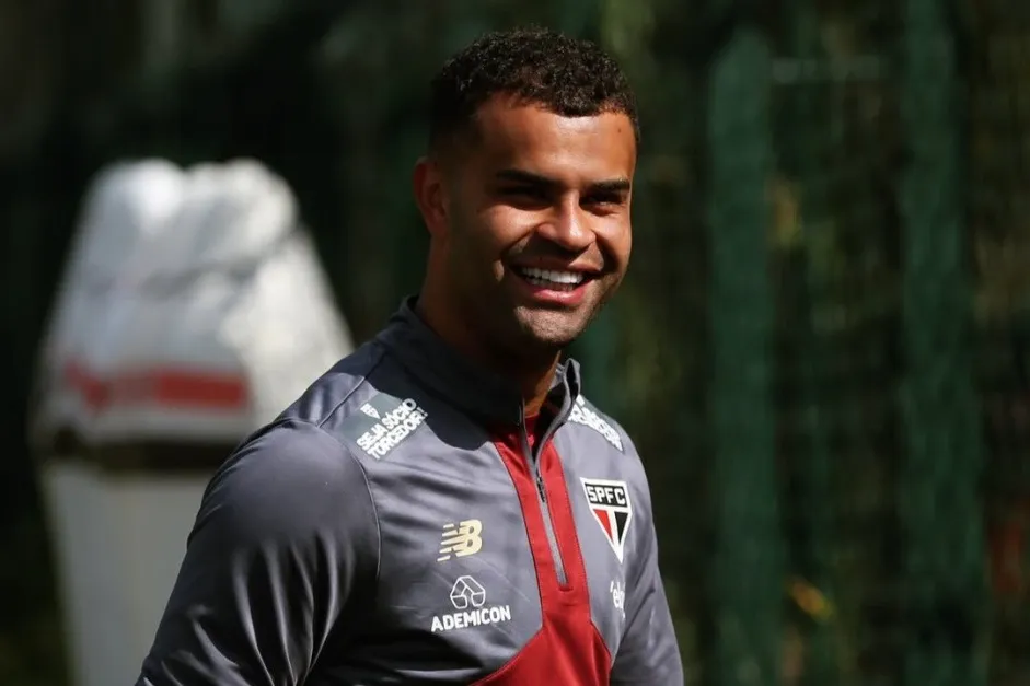 São Paulo exige R$ 1 milhão do Corinthians para liberar Alisson São Paulo exige R$ 1 milhão do Corinthians para liberar Alisson