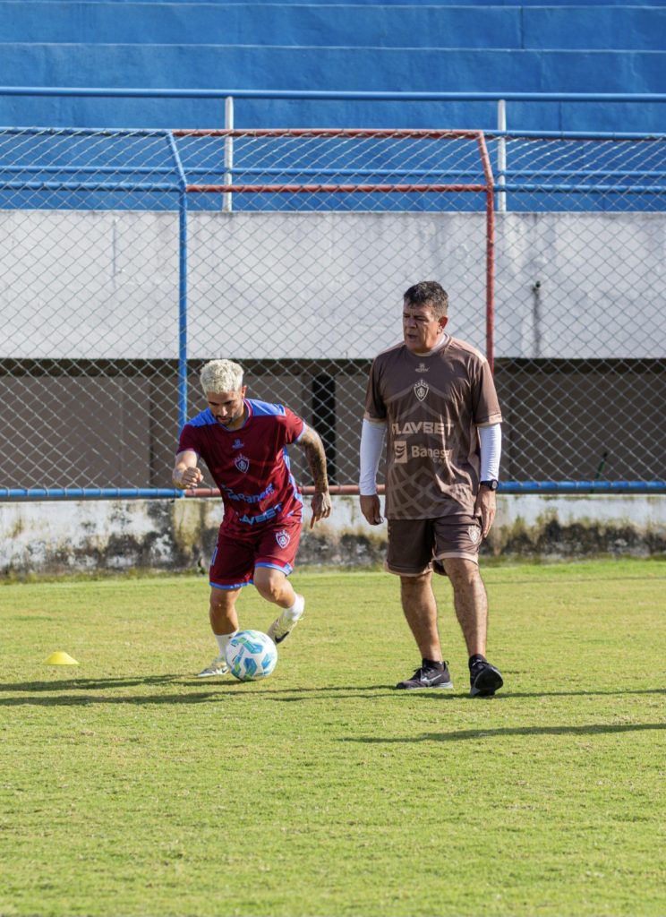Itabaiana encara Sergipe mordido no clássico: Manoel evolui bem e volta em 8 semanas, revela fisioterapeuta Gean Victor