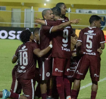 Desportiva Ferroviária faz história: classificação inédita na Copa do Brasil nos pênaltis contra Sampaio Corrêa-RJ Desportiva Ferroviária faz história: classificação inédita na Copa do Brasil nos pênaltis contra Sampaio Corrêa-RJ