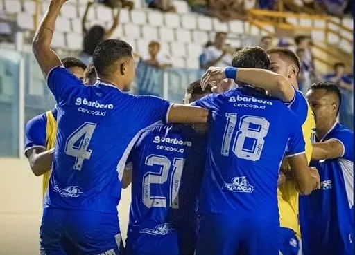 Confiança-SE 2 x 0 Fluminense-PI Confiança-SE 2 x 0 Fluminense-PI