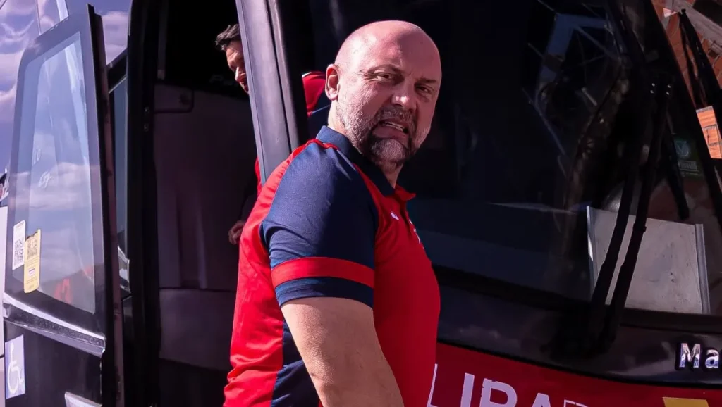 Ademir Fesan elogia postura da Portuguesa na vitória em Diadema e competitividade Ademir Fesan elogia postura da Portuguesa na vitória em Diadema e competitividade