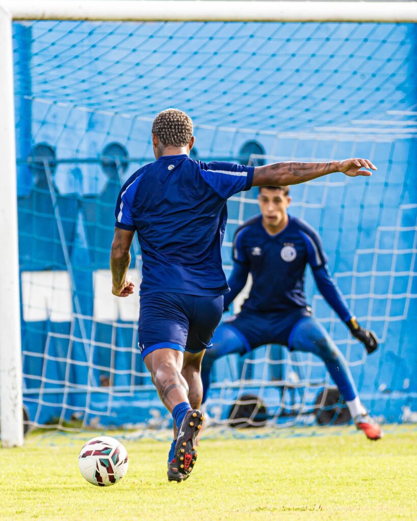 Confiança intensifica preparação para enfrentar o Maringá
