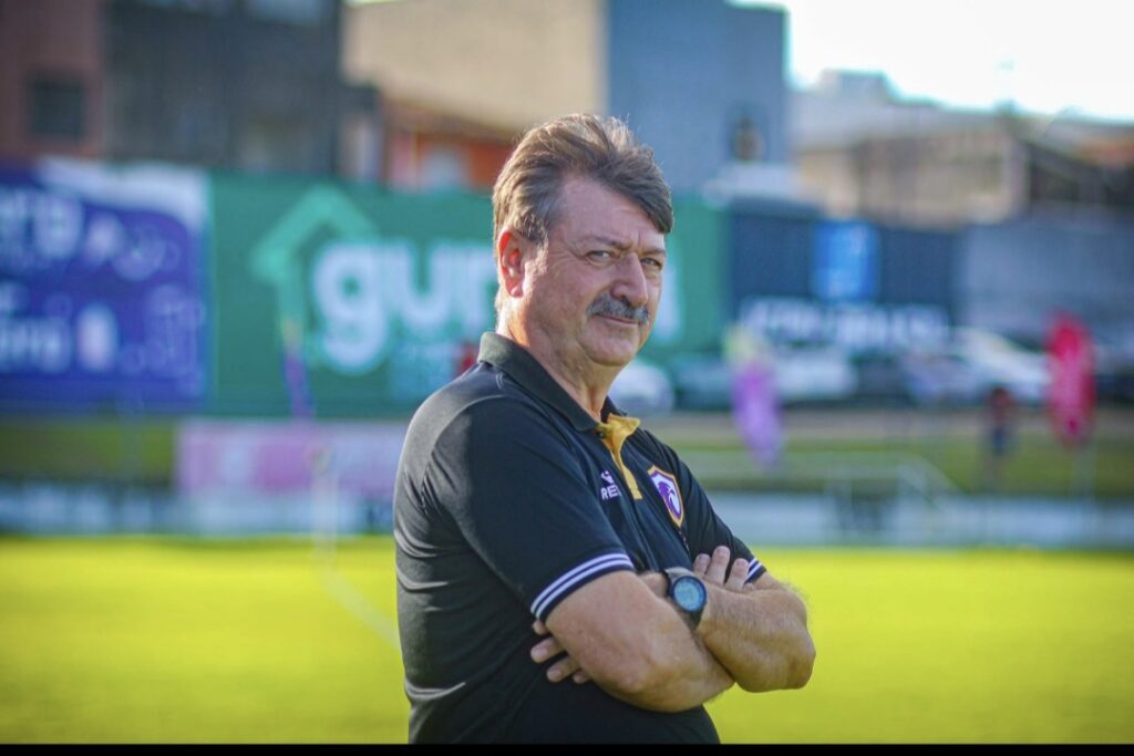 Leandro Campos prega pés no chão antes da semifinal da Copa Governo do Estado e pede Falcon atento: “Não pode haver erros Leandro Campos prega pés no chão antes da semifinal da Copa Governo do Estado e pede Falcon atento: “Não pode haver erros